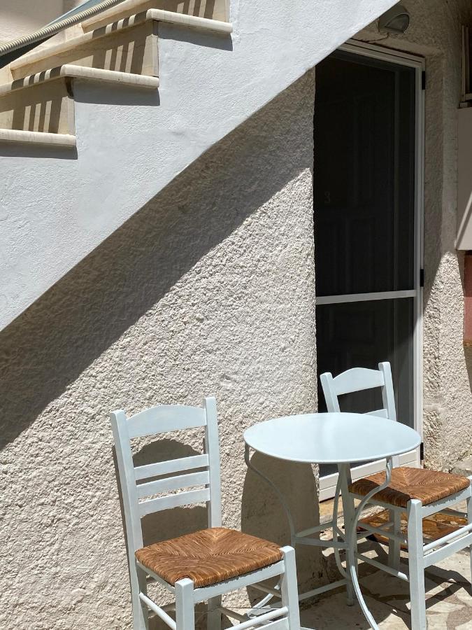 Central Studios In Agios Nikitas Pedestrian Zone Exteriör bild